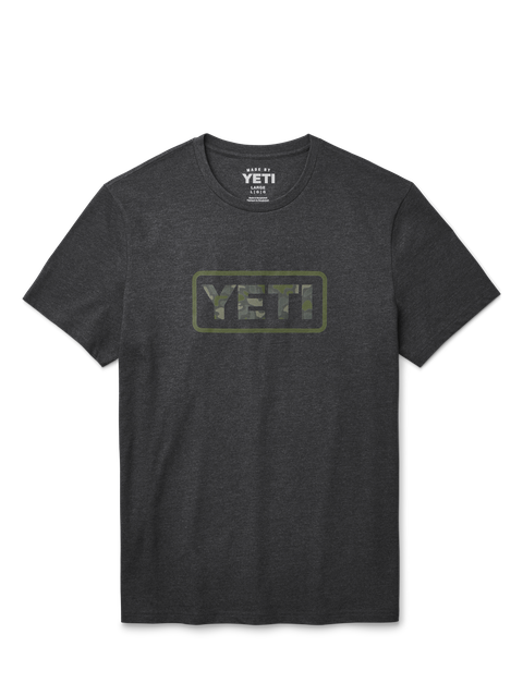 YETI Camo Logo Badge Short Sleeve T-Shirt  charcoal Free shipping